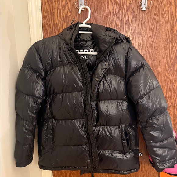 Aritzia Jackets & Blazers - Aritzia Black Super Puff